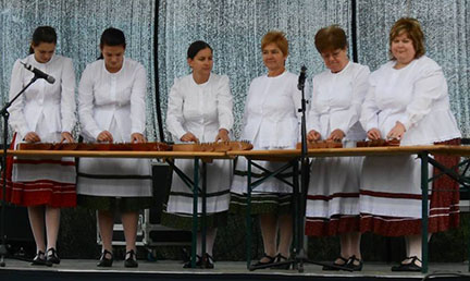 Pengetős Citerazenekar 2013a